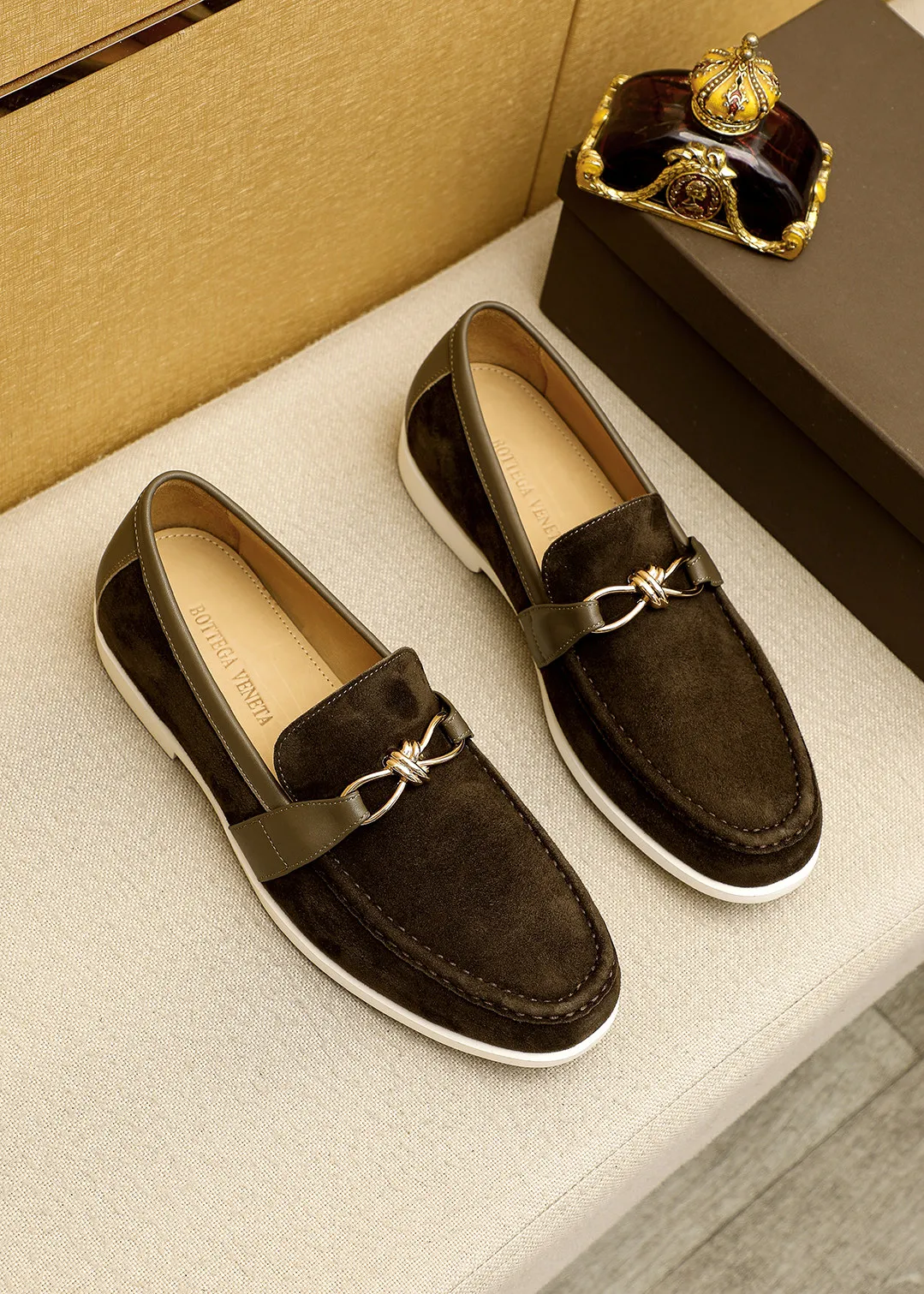 Men's men's shoes 💰580 💐Bottega Venetta [BV] Hong Kong - counter synchronization 🔥Summer new models are popular on the official website! Original 1⃣:1⃣ production✊💯💯, top-quality original product, exclusive first release, carefully crafted, full of European flavor, gentleman style, upper material, imported top layer frosted cowhide, cowhide leather lining, imported original outsole, comfortable and wear-resistant. 4 colors available! Code number: 39-44 (38.45.46🉑️customized)